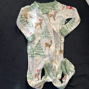 NWOT reindeer zip up footies